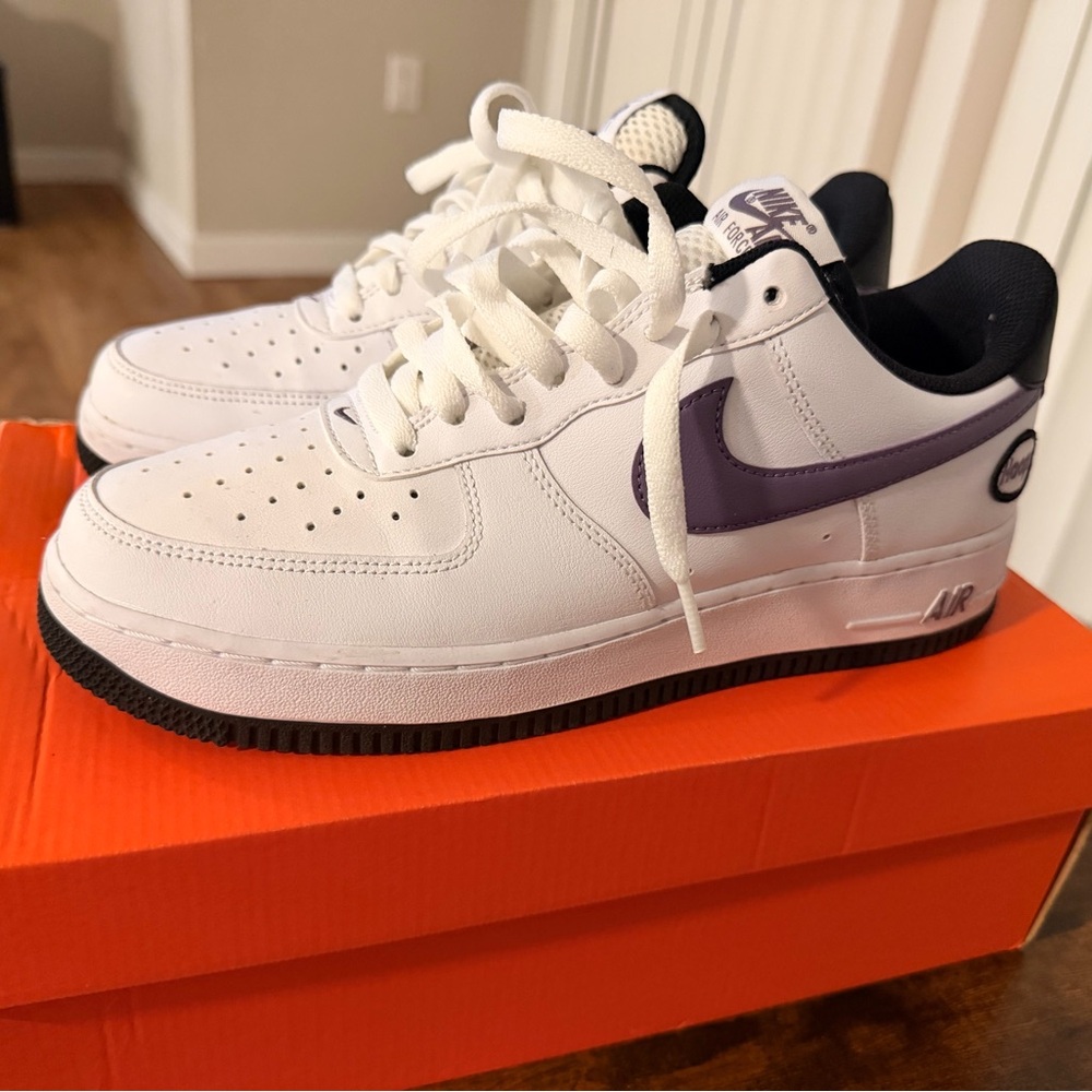 Nike White Low-Top Sneakers with Purple Swoosh